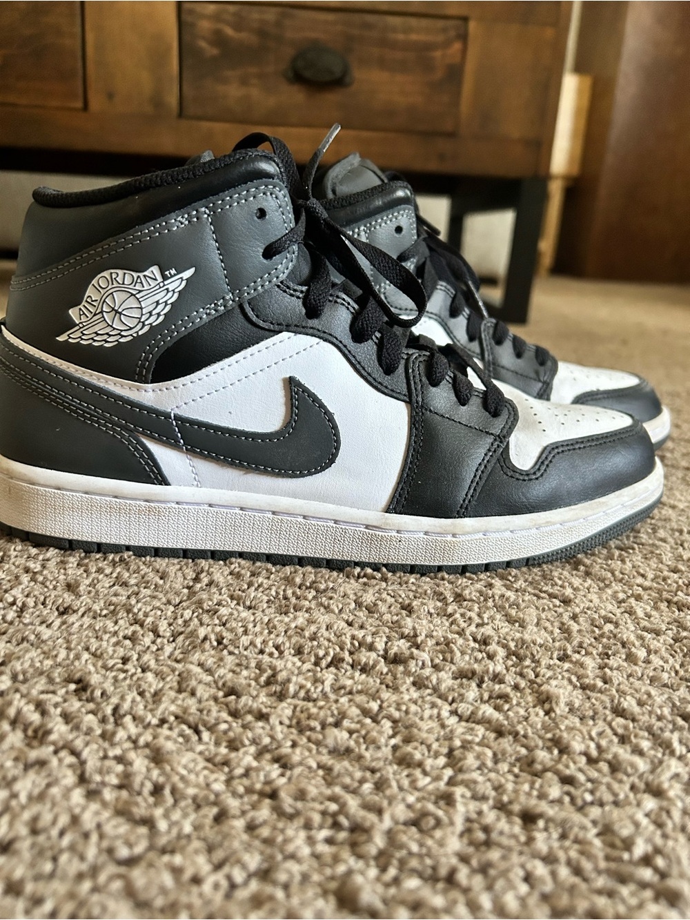 Nike Air Jordan 1 Mid Shoes Black Iron Grey White DQ8426-001 Men's Size 9